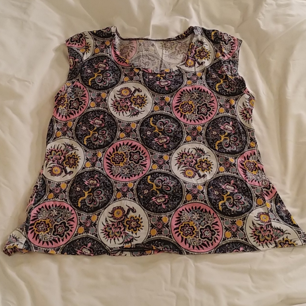 Loft print top with ruffle detail. (3 for $12)
